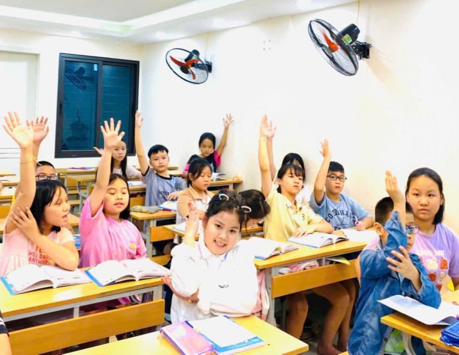 home-section-1-img-4